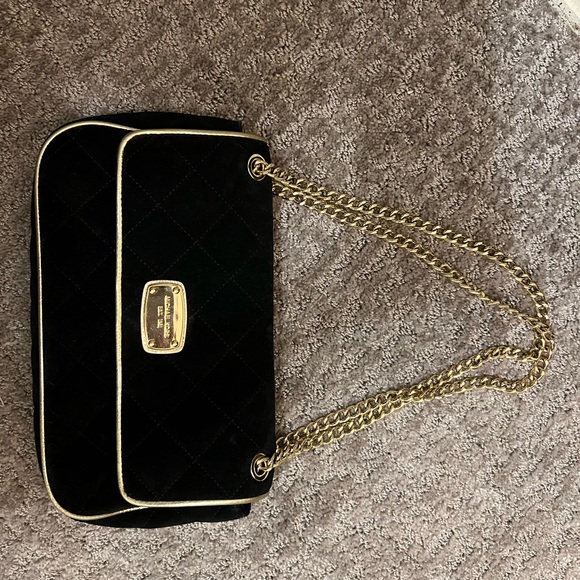 Michael Kors Velvet Gold Chain Bag - Picture 5 of 9